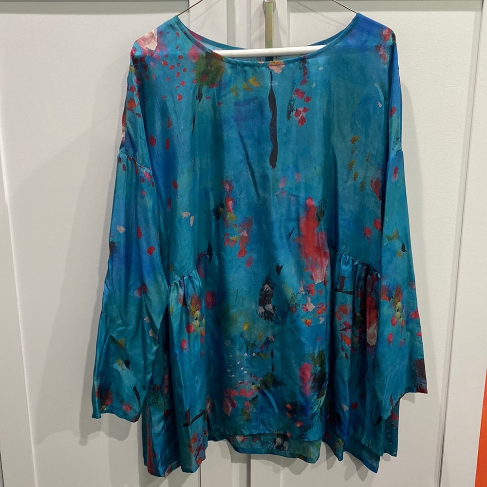 Long sleeve summer blouse made by Johnny Was